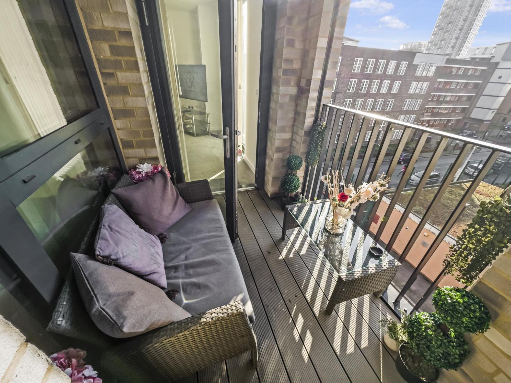 Greenwich Apartment With A River View & Balcony Near The 02 Arena & North Greenwich With Free Wifi & Fast Links Into Central لندن المظهر الخارجي الصورة